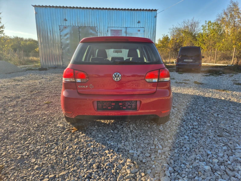 VW Golf 1.2TSI, снимка 4 - Автомобили и джипове - 47634436