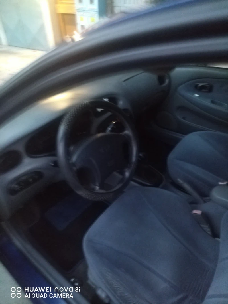 Hyundai Lantra 1.6 16V GLS, снимка 5 - Автомобили и джипове - 51723252