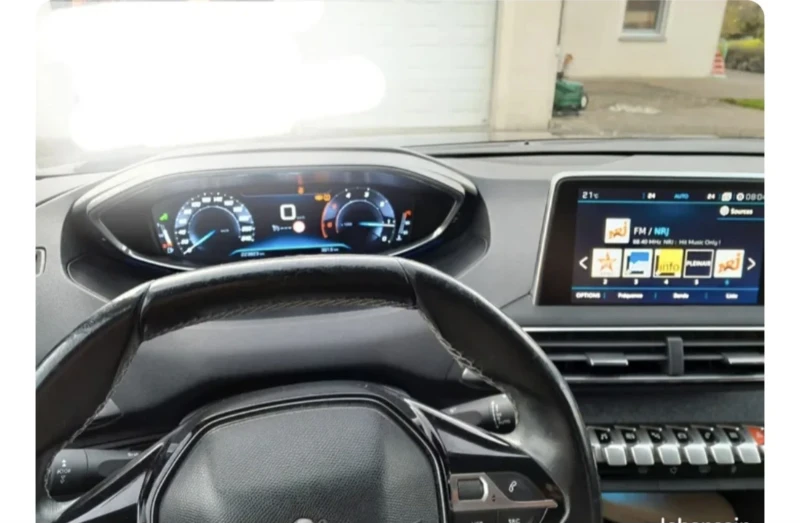 Peugeot 3008 1.6 HDI, снимка 2 - Автомобили и джипове - 52266726