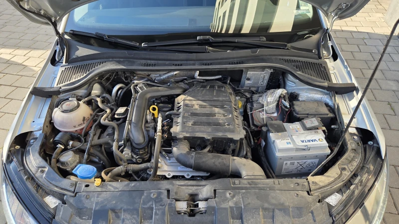 Skoda Fabia TSI 110 кс, 6 скорости, снимка 16 - Автомобили и джипове - 52511901