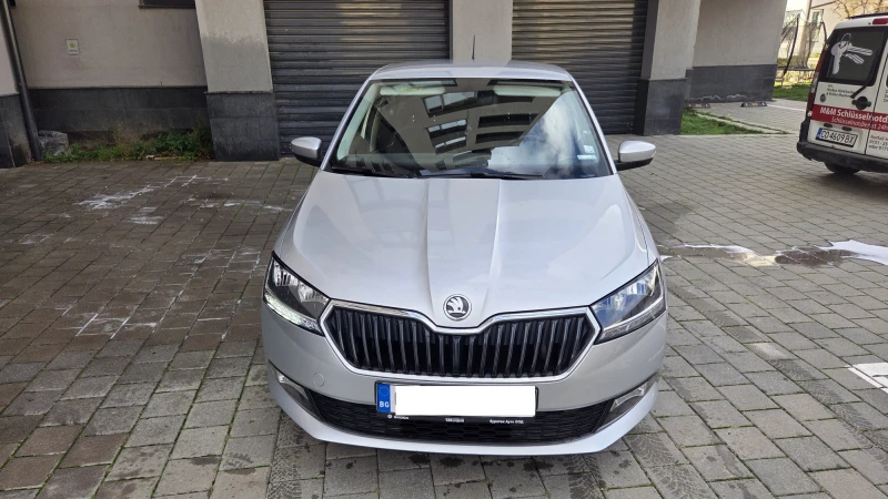 Skoda Fabia TSI 110 кс, 6 скорости, снимка 2 - Автомобили и джипове - 52511901