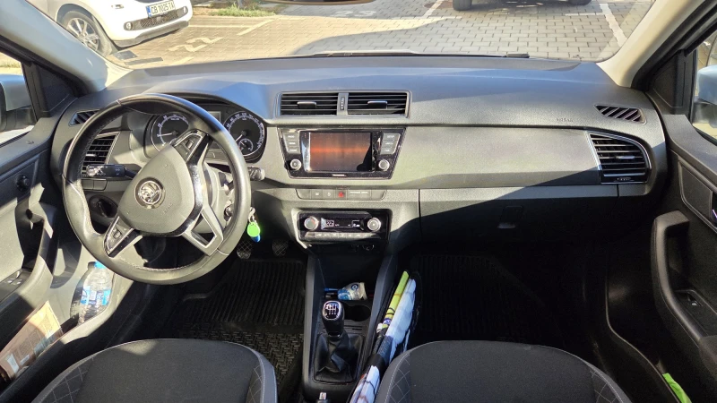 Skoda Fabia TSI 110 кс, 6 скорости, снимка 10 - Автомобили и джипове - 52511901
