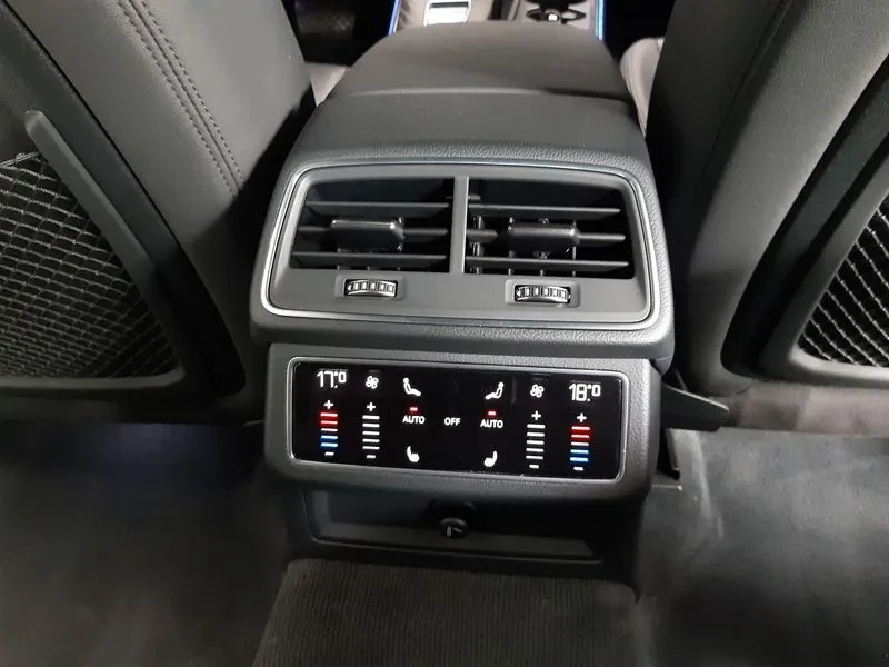 Audi A6 2.0 TFSI, снимка 14 - Автомобили и джипове - 55084447