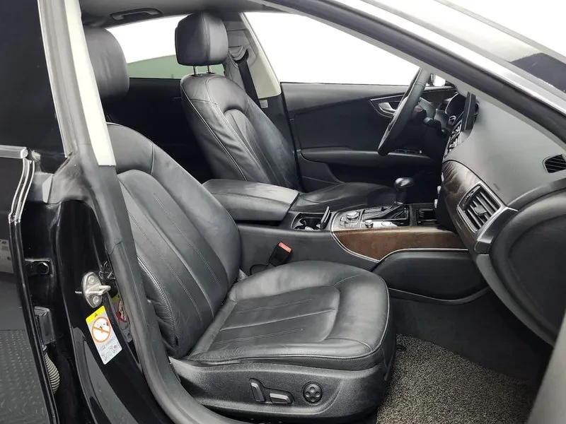 Audi A7 3.0 TDI Quattro - САМО 30% АВАНС, снимка 11 - Автомобили и джипове - 56158818