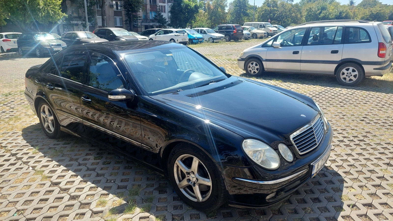 Mercedes-Benz E 320, снимка 1