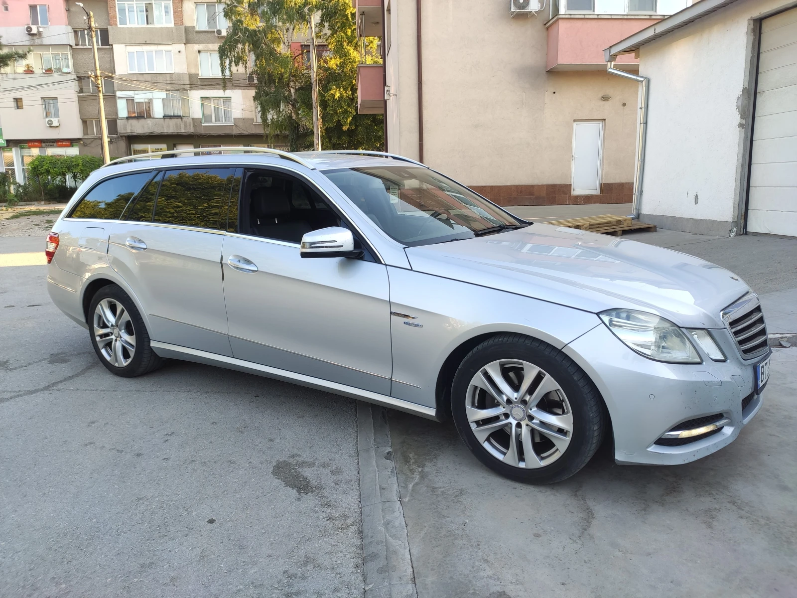 Mercedes-Benz E 250 CDI BlueEFFICIENCY, снимка 1
