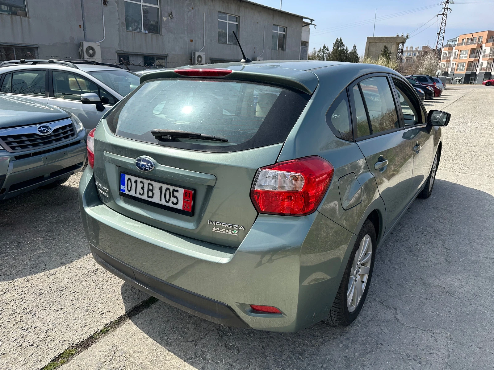 Subaru Impreza 2.0 бензин 4х4 - изображение 4