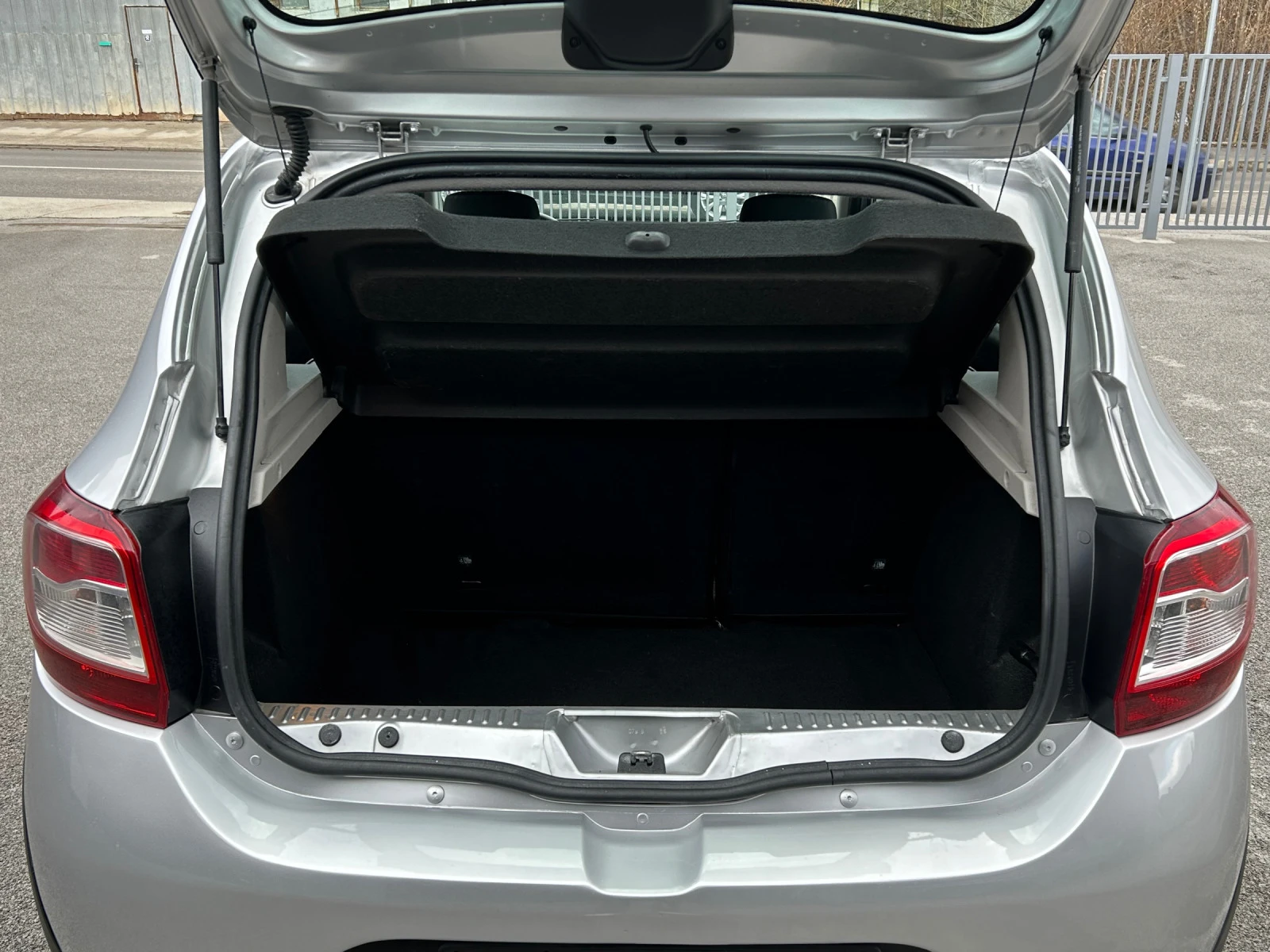 Dacia Sandero STEPWAY, 1.5 DCI, ПЕРФЕКТЕН | Mobile.bg — изображение 15