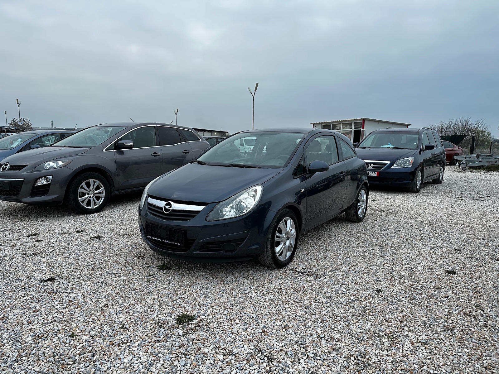 Opel Corsa 1.2, Климатик, Автопилот - изображение 1