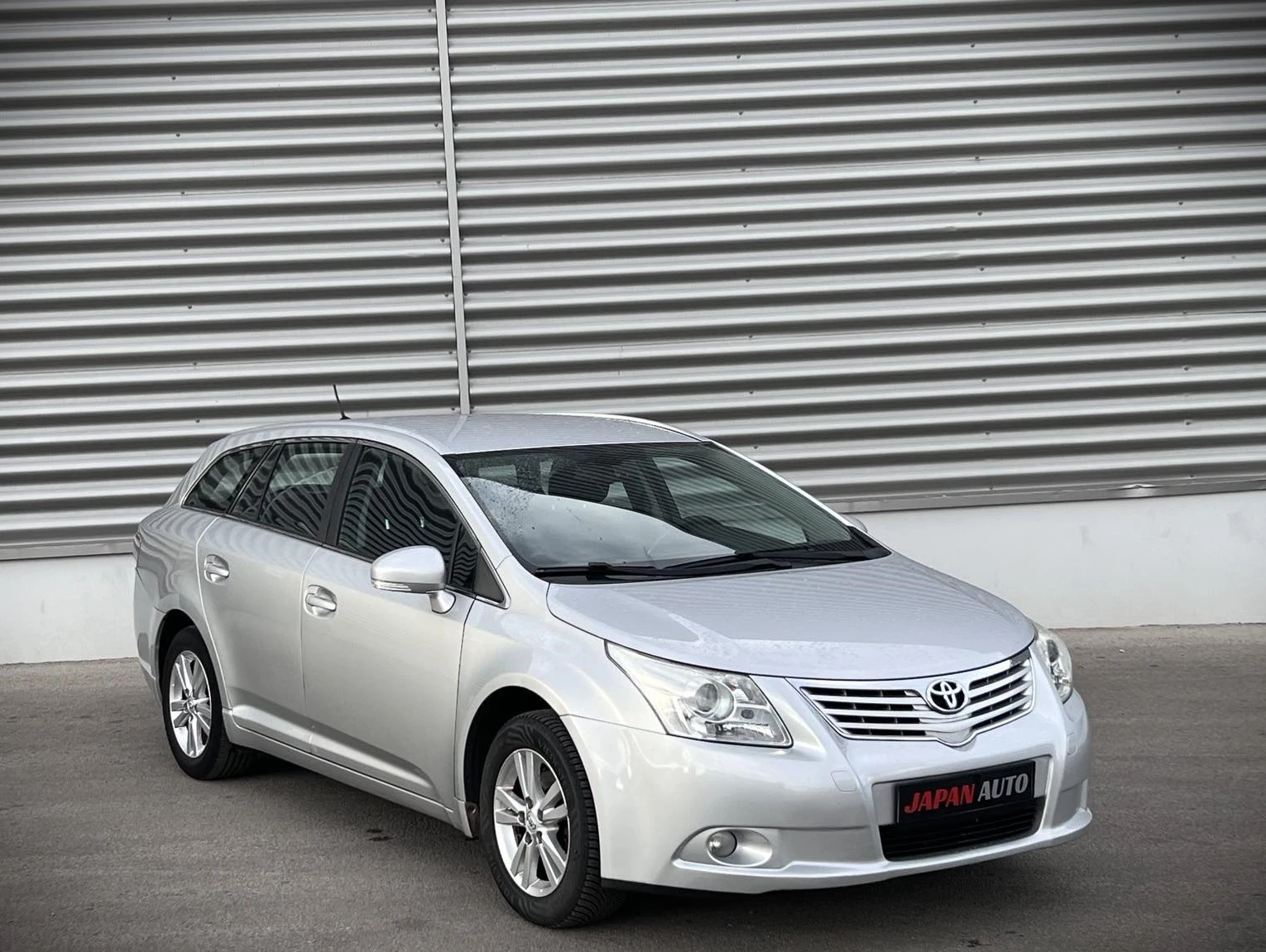 Toyota Avensis 1.8i 147HP ГАРАНЦИЯ 3м ИЛИ 3000км - изображение 3