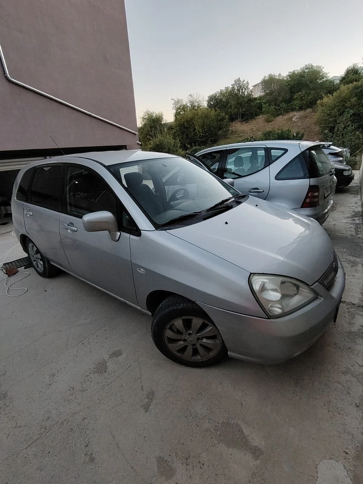 Suzuki Liana 1.6 - изображение 3