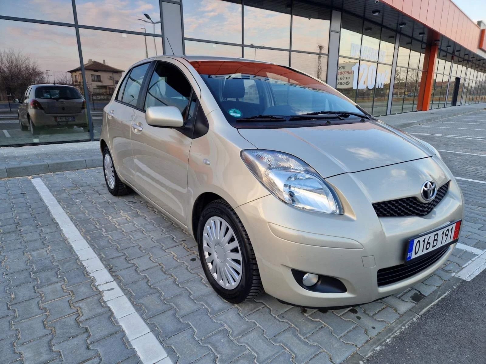 Toyota Yaris 1.4 D-4D - изображение 2