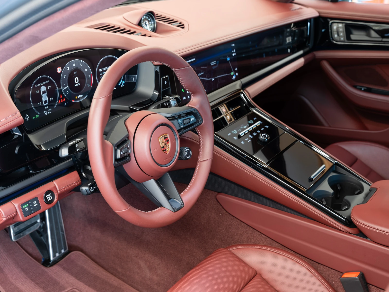 Porsche Panamera GTS - изображение 7