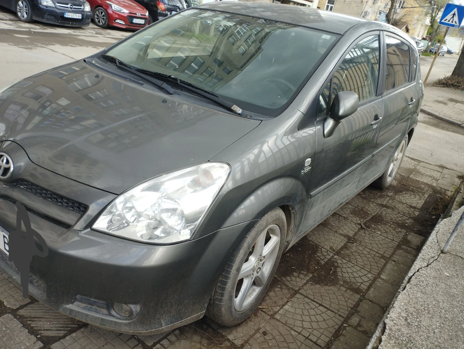 Toyota Corolla verso 2.2    D-CAT - изображение 4