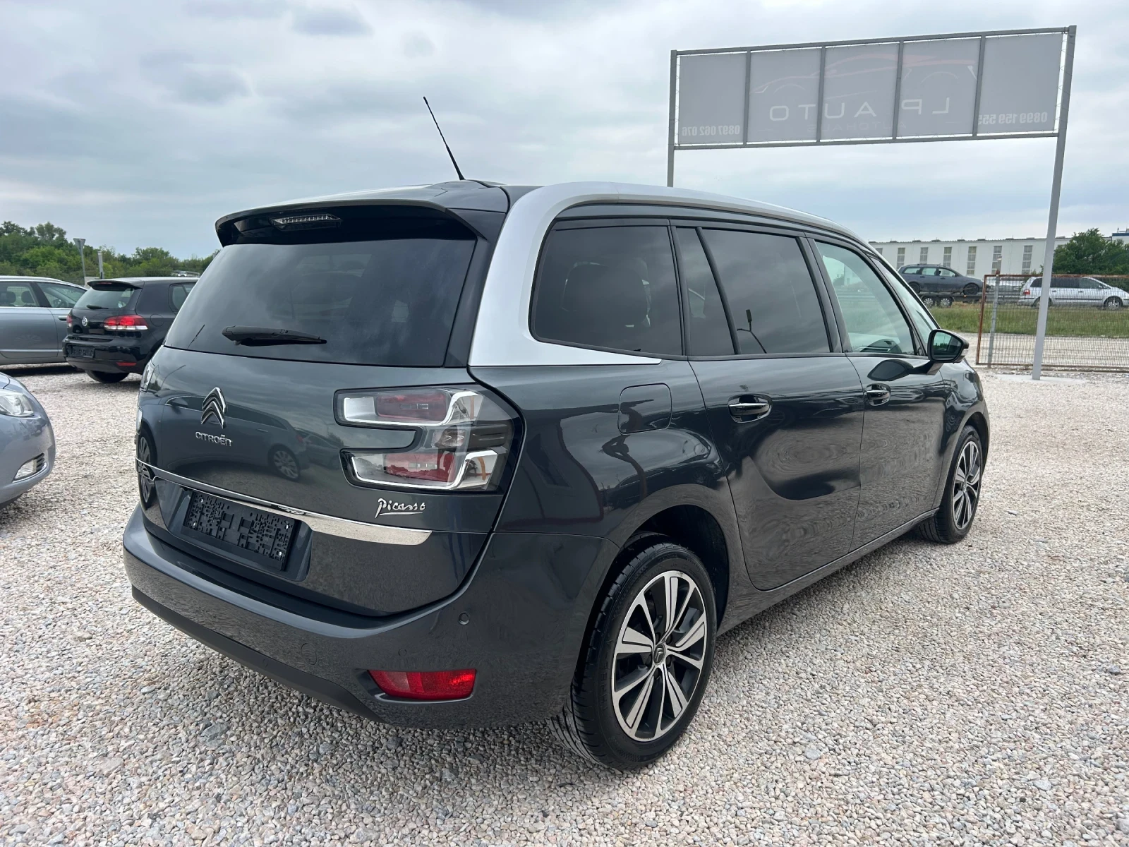Citroen Grand C4 Picasso * 2.0* HDI* 150к.с* Масаж* DISTR* FULL* Option*  - изображение 3