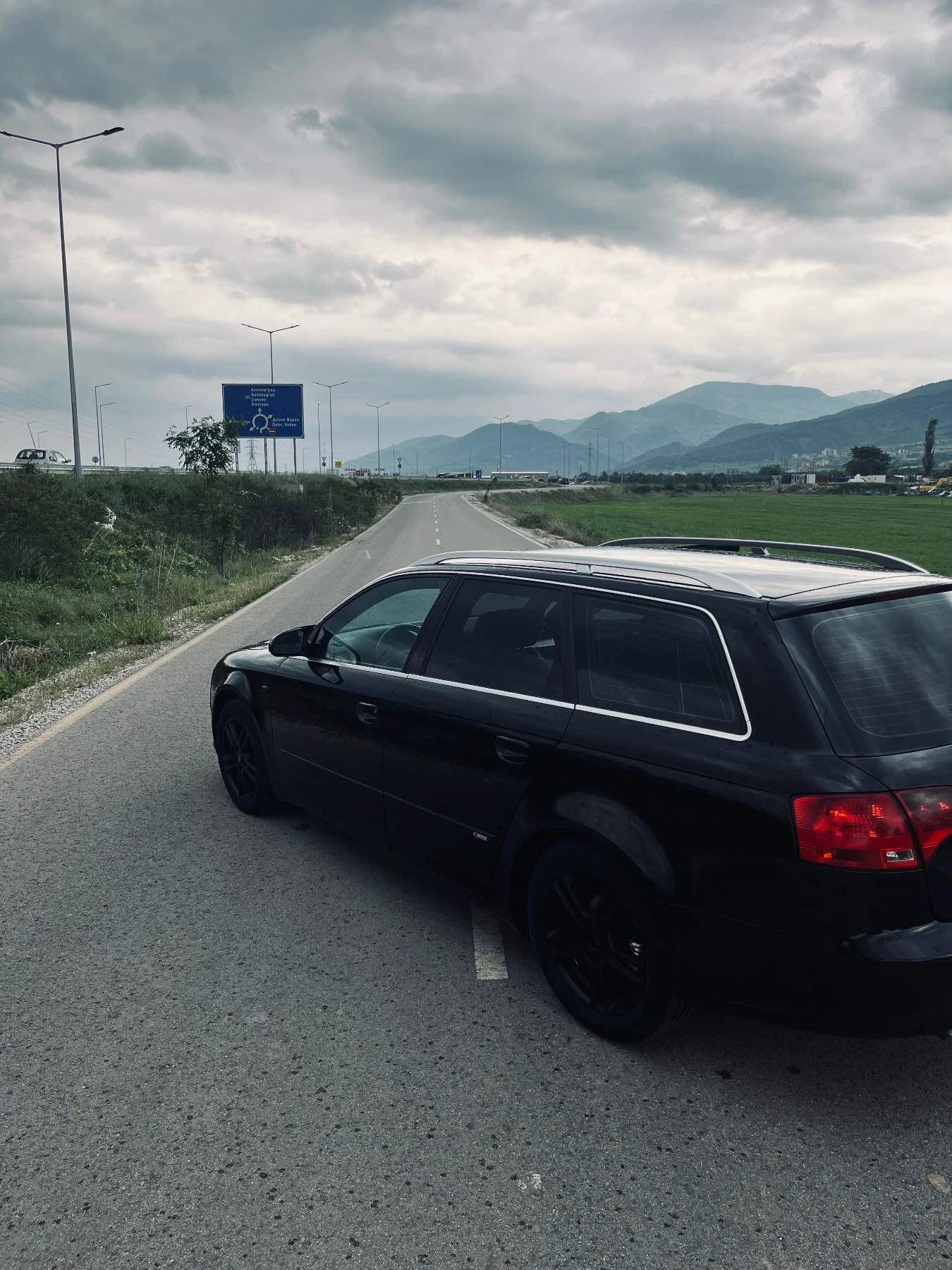 Audi A4 2.0 TDI S-line - изображение 6