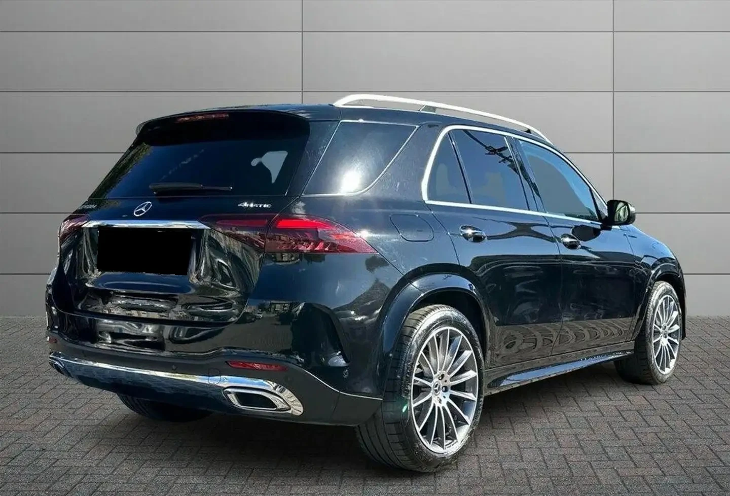 Mercedes-Benz GLE 450 d  4Matic AMG-Line - изображение 2