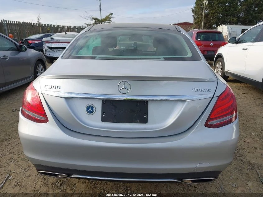 Mercedes-Benz C 300 * Burmester* 4MATIC* Крайна цена - изображение 4