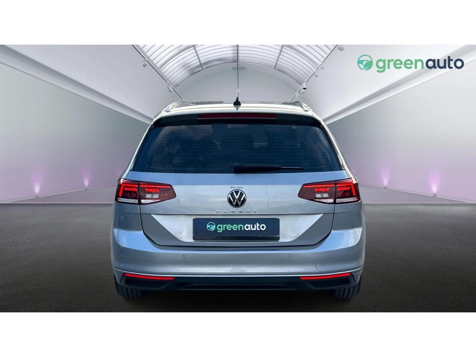 VW Passat 2. 0 TDi DSG SCR, ������� ������ �� 255   | Mobile.bg � ����������� 4