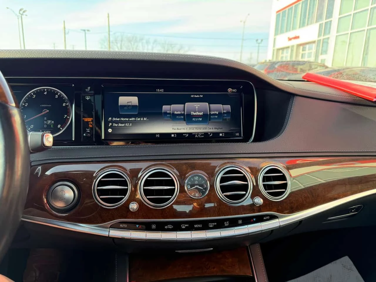 Mercedes-Benz S 550 * CARFAX * ЦЕНА ДО БГ, снимка 11 - Автомобили и джипове - 53741187