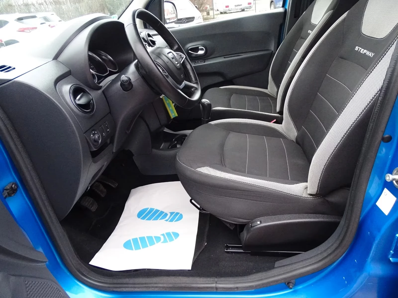 Dacia Lodgy Step Way, снимка 6 - Автомобили и джипове - 54160500