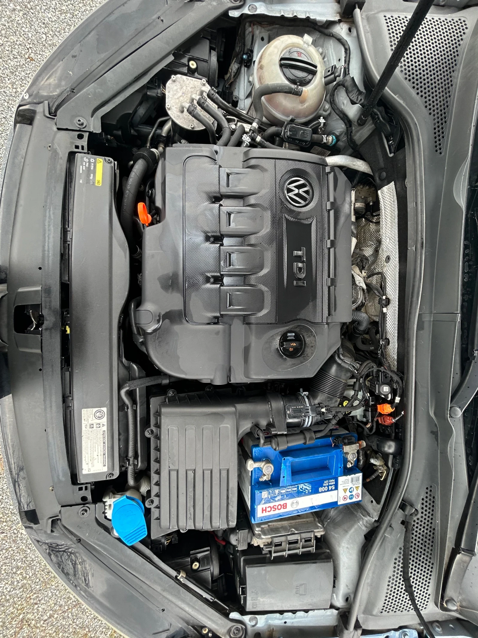 VW Golf 1.6, снимка 12 - Автомобили и джипове - 54172190