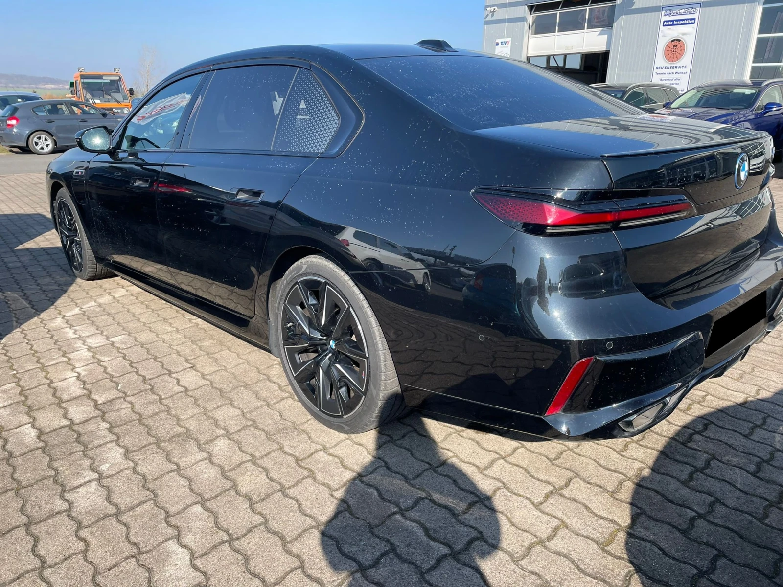 BMW 760 e Hybrid, снимка 2 - Автомобили и джипове - 54229469