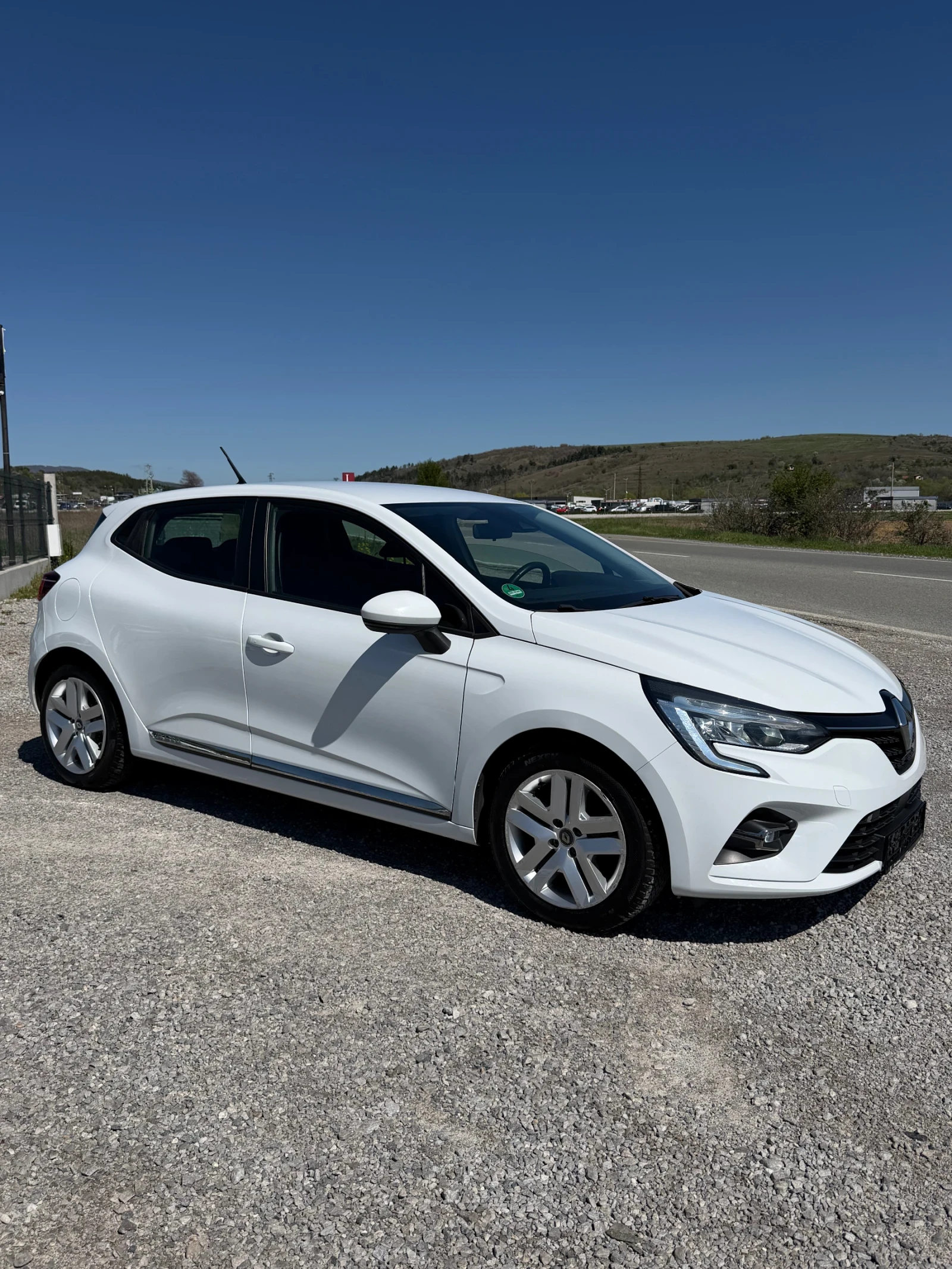 Renault Clio 1.0SCe LED NAVI EURO 6 TUV COC SERVICE BOOK | Mobile.bg � ����������� 4