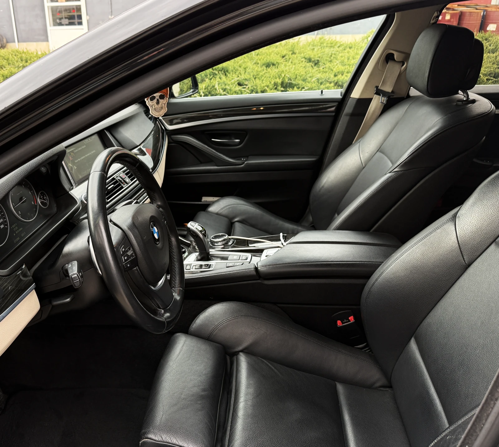 BMW 525 4x4 twin Turbo camera, снимка 14 - Автомобили и джипове - 54267538