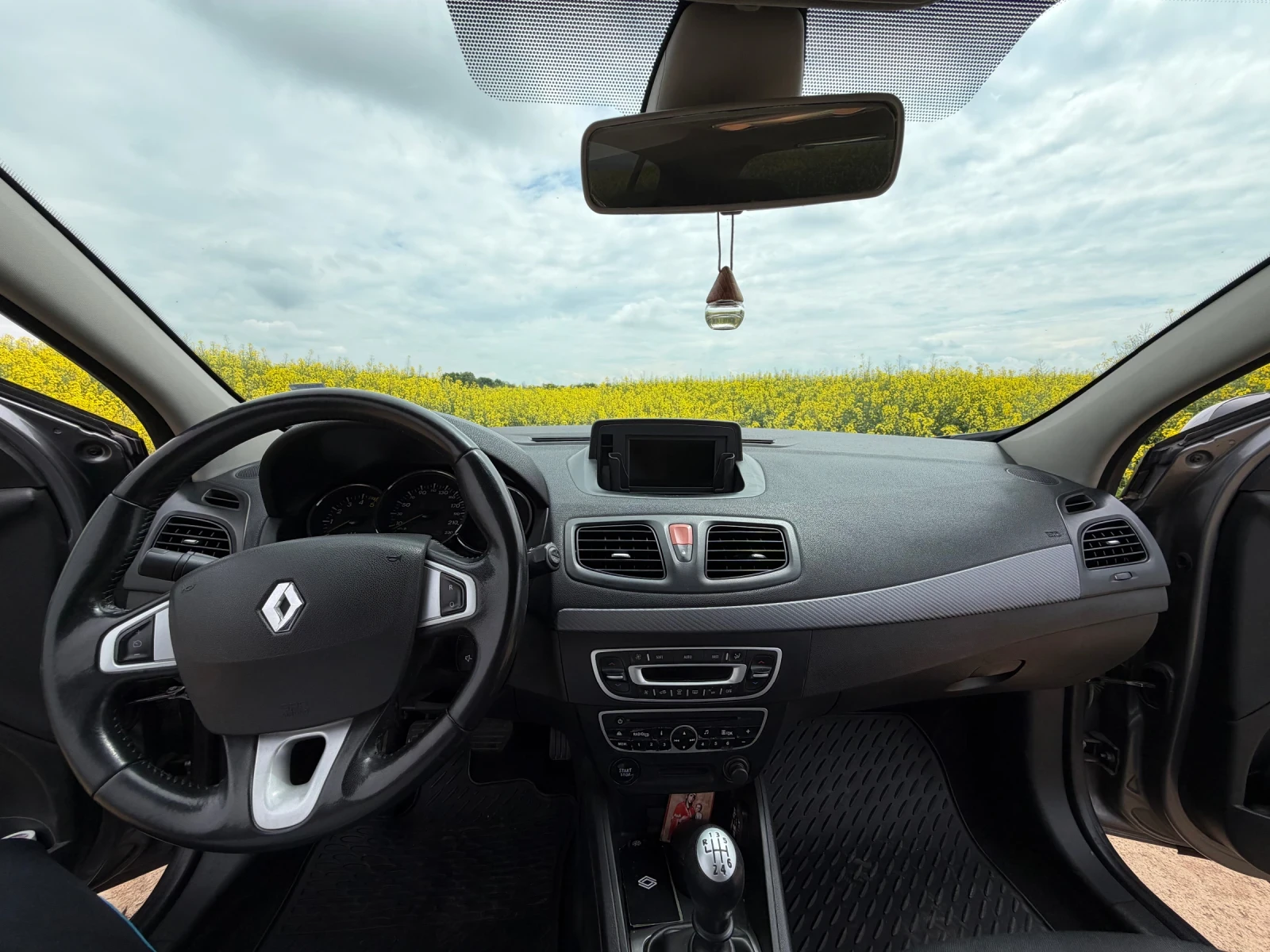Renault Megane Megan 3 Intens, снимка 7 - Автомобили и джипове - 54485198