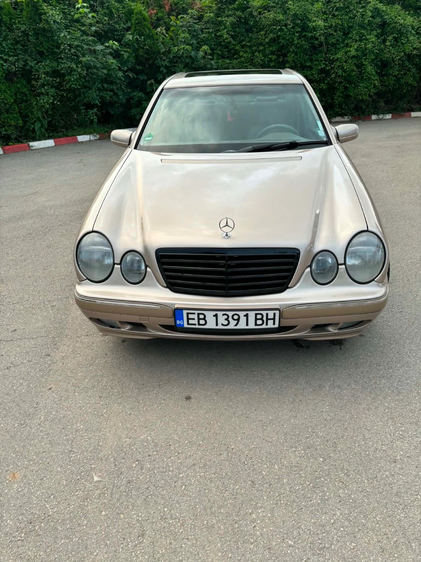 Mercedes-Benz E 270, снимка 6 - Автомобили и джипове - 54792864