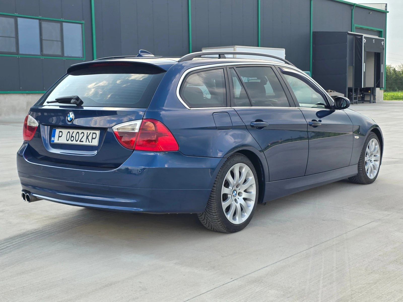 BMW 330 d Touring , снимка 5 - Автомобили и джипове - 54849412