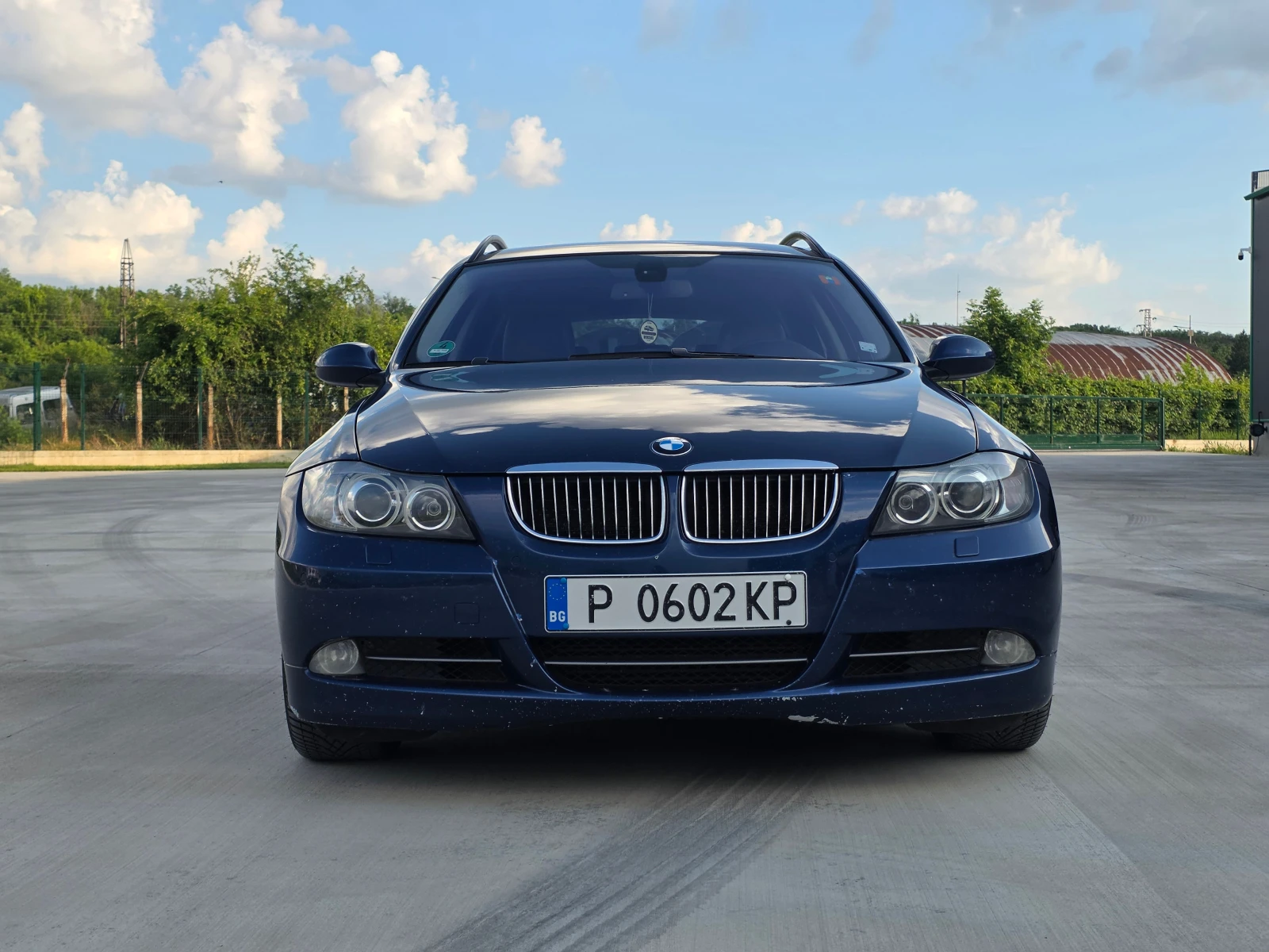 BMW 330 d Touring , снимка 8 - Автомобили и джипове - 54849412