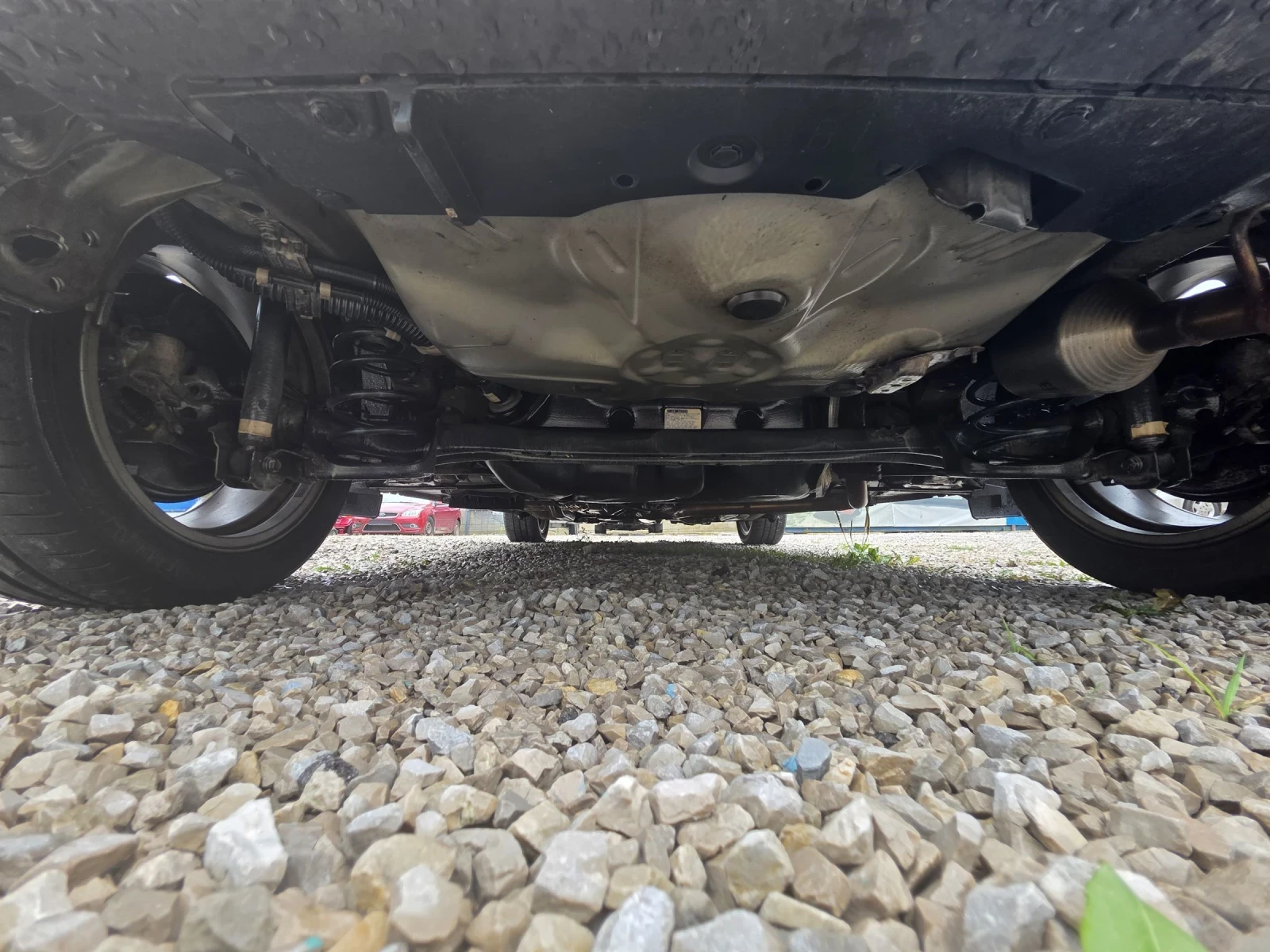 Toyota Yaris 1.33 VVT-i AUTOMATIK NAVI KLIMA KAMERA PANO START , снимка 16 - Автомобили и джипове - 55338089