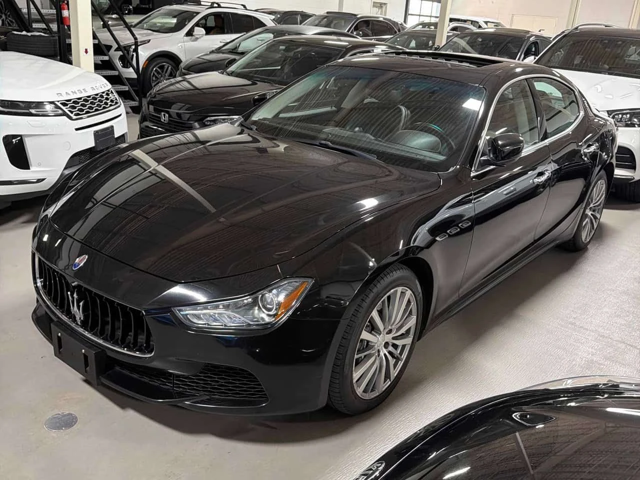 Maserati Ghibli * S Q4 * CARFAX * АВТОКРЕДИТ БЕЗ ПЪРВОНАЧАЛНА , снимка 2 - Автомобили и джипове - 55394490