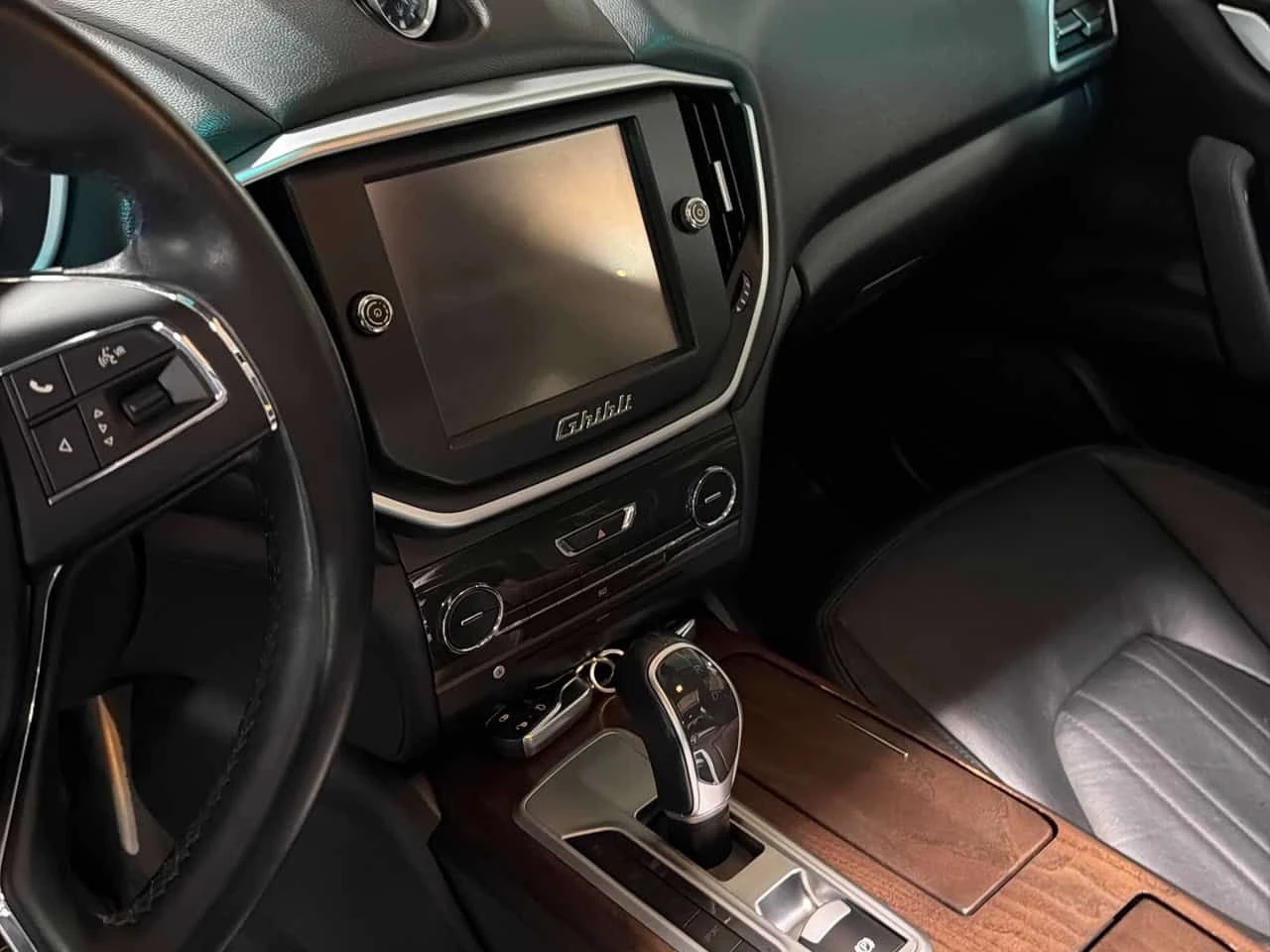 Maserati Ghibli * S Q4 * CARFAX * АВТОКРЕДИТ БЕЗ ПЪРВОНАЧАЛНА , снимка 9 - Автомобили и джипове - 55394490