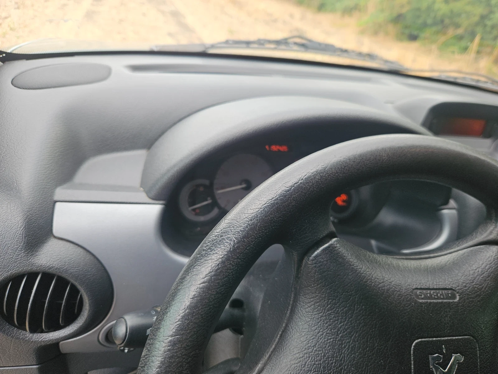 Peugeot Partner 1.6 HDI, снимка 3 - Автомобили и джипове - 55446934
