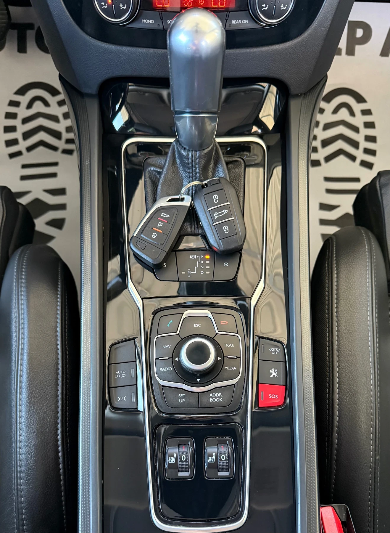 Peugeot 508 2.0HDI* 163k.c* HEAD UP* LED* ПАНОРАМА* ПОДГРЕВ, снимка 12 - Автомобили и джипове - 55677975