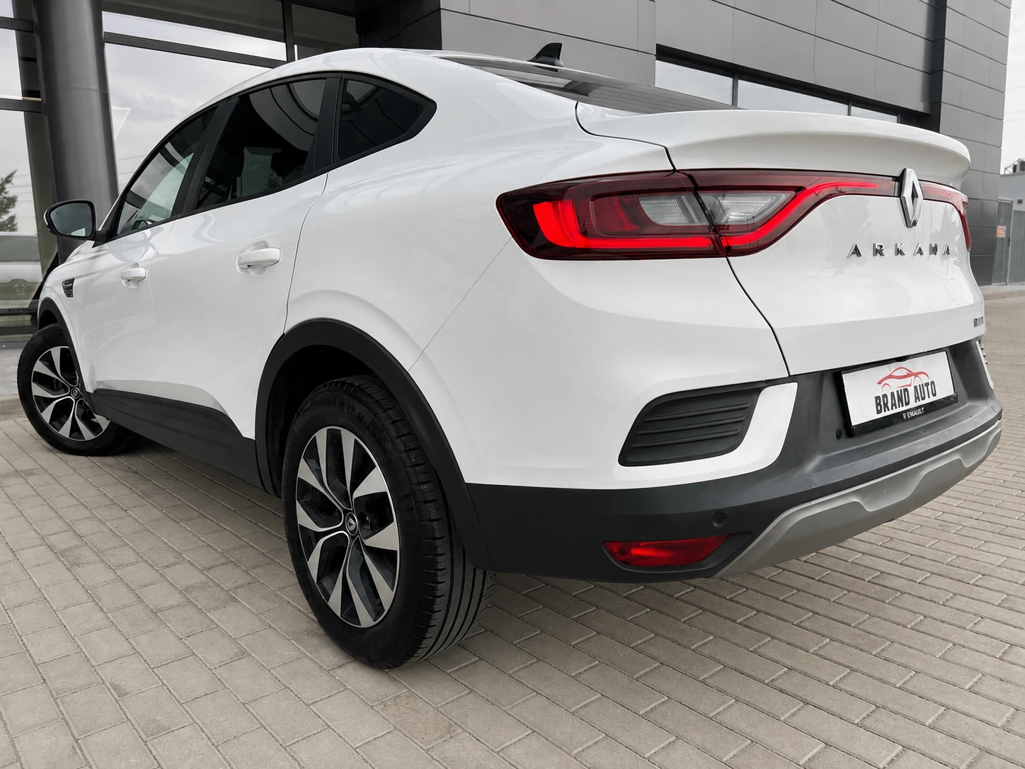 Renault Arkana 1.6 E-TECH * FULL HYBRID *  145k.c., снимка 7 - Автомобили и джипове - 55799715