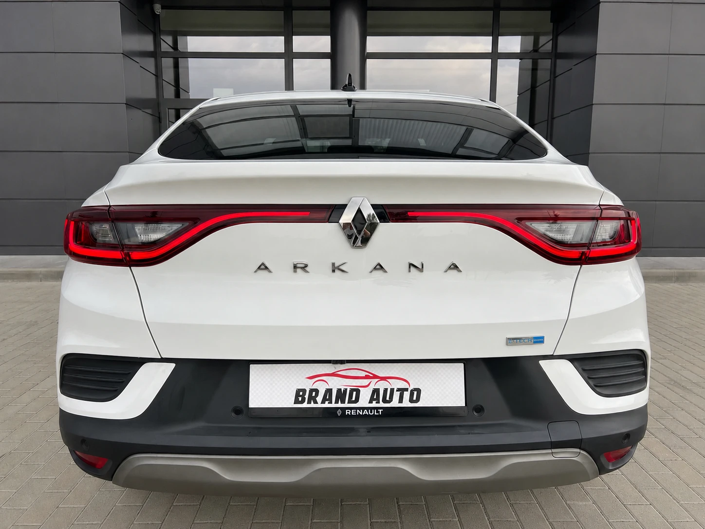 Renault Arkana 1.6 E-TECH * FULL HYBRID *  145k.c., снимка 6 - Автомобили и джипове - 55799715