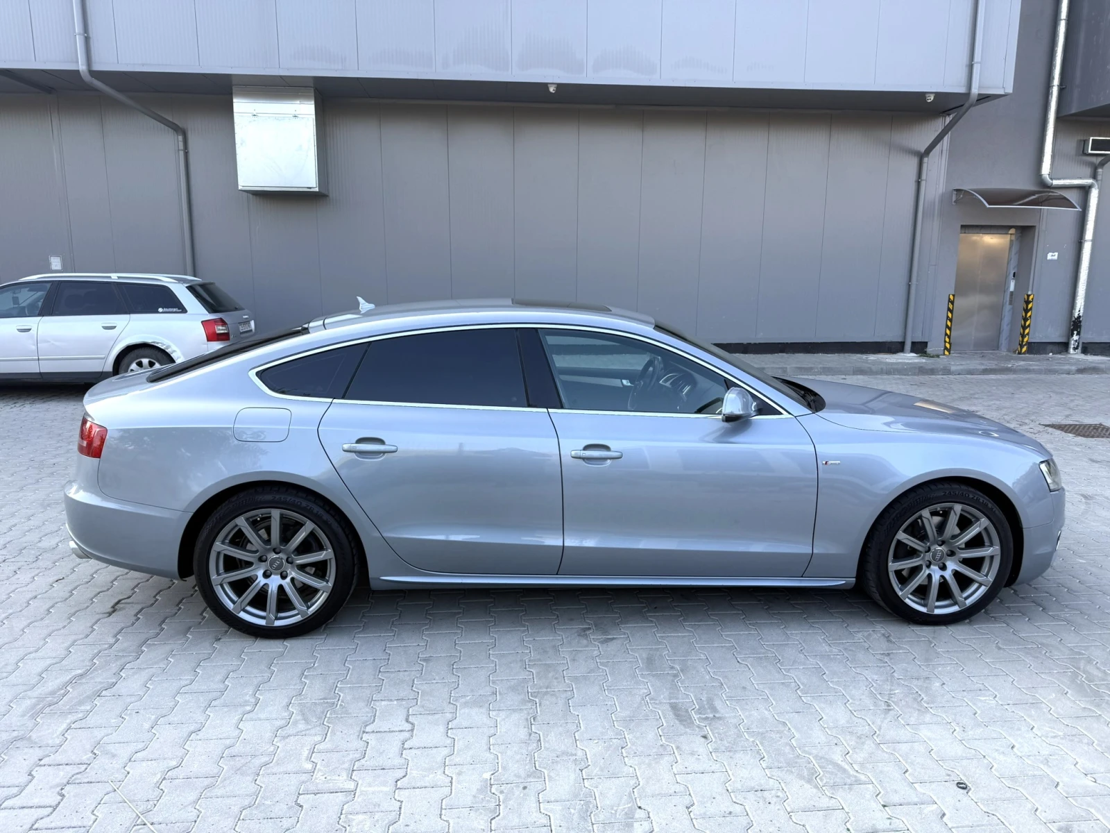 Audi A5 2.7 TDI 3xS-line, снимка 8 - Автомобили и джипове - 56332283