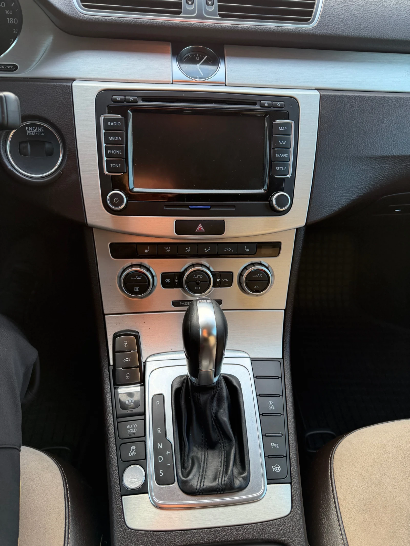 VW Passat 2.0TDI DsG, снимка 8 - Автомобили и джипове - 56646656