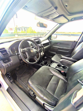 Honda Cr-v, снимка 10 - Автомобили и джипове - 45336637