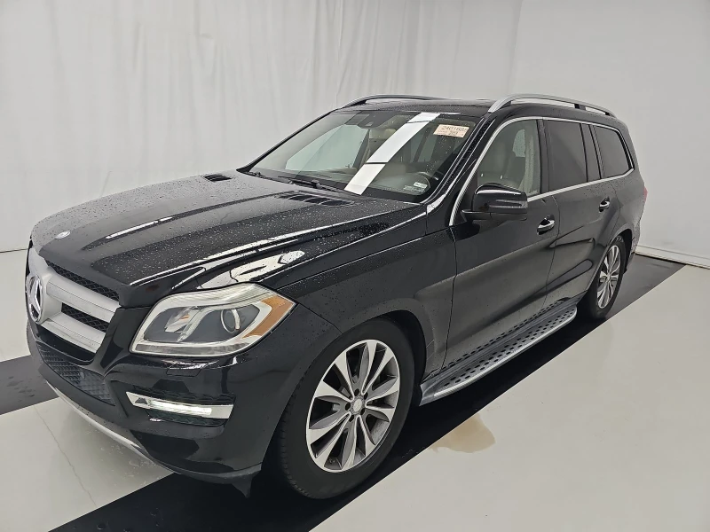 Mercedes-Benz GL 450 4MATIC* HARMAN/KARDON* TV* 7 МЕСТА, снимка 3 - Автомобили и джипове - 47527478