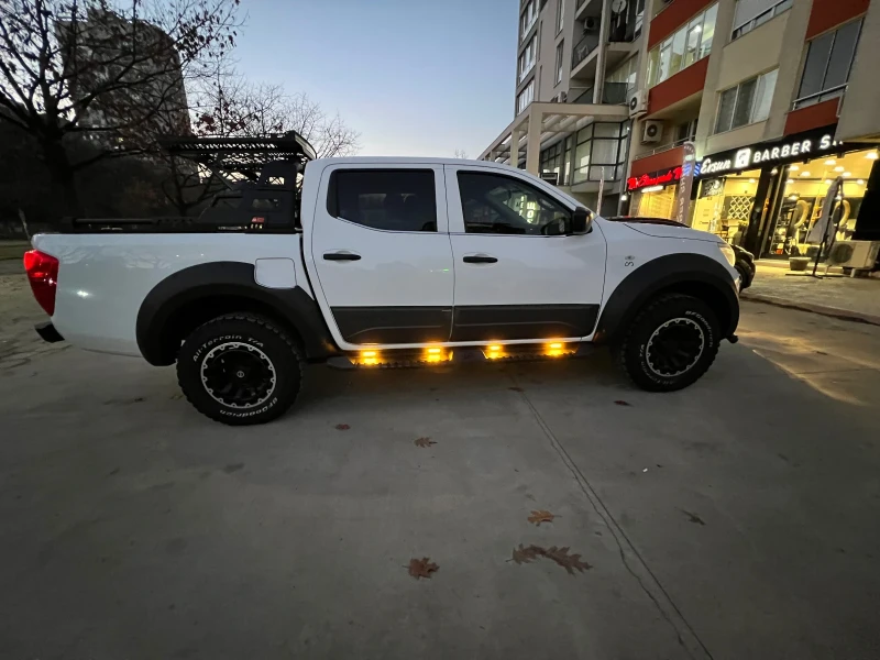 Nissan Navara, снимка 5 - Автомобили и джипове - 49219545