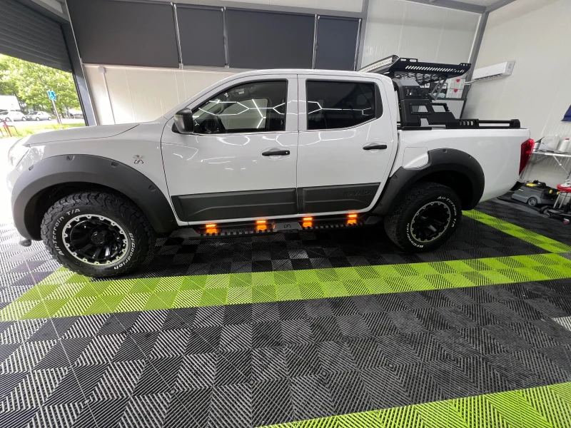 Nissan Navara, снимка 13 - Автомобили и джипове - 49219545