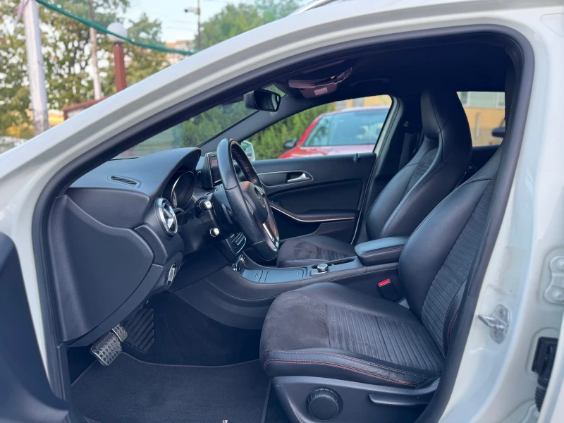 Mercedes-Benz GLA 220 2.2CDI* AMG* 4matic* NAVI* LED* KAMERA, снимка 8 - Автомобили и джипове - 51731962