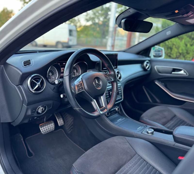 Mercedes-Benz GLA 220 2.2CDI* AMG* 4matic* NAVI* LED* KAMERA, снимка 7 - Автомобили и джипове - 51731962