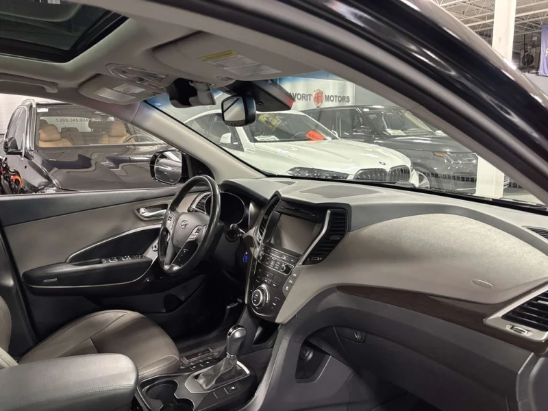Hyundai Santa fe XL Limited AWD| 7PASSENGER| NAV| INFINITYAUDIO| LE, снимка 10 - Автомобили и джипове - 53099372