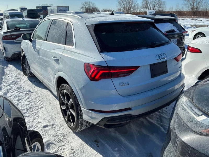 Audi Q3 * Progressiv * CARFAX * КАМЕРА * ПОДГРЕВИ, снимка 2 - Автомобили и джипове - 53447938